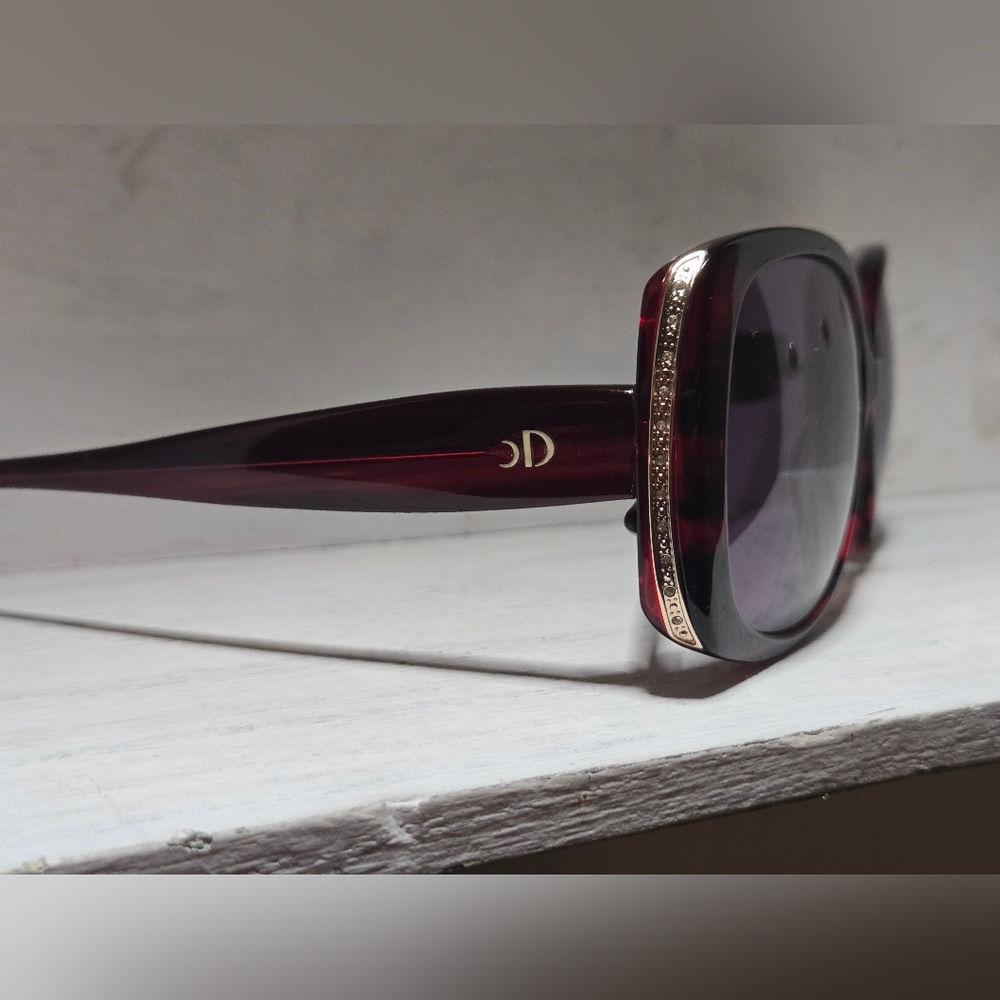 Catherine Deneuve CD-604 Red Sunglasses